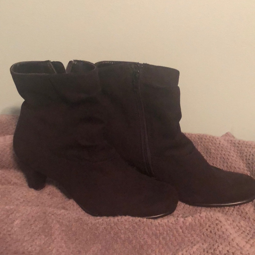 A2 by Aerosoles Women's Suede Ankle Boots